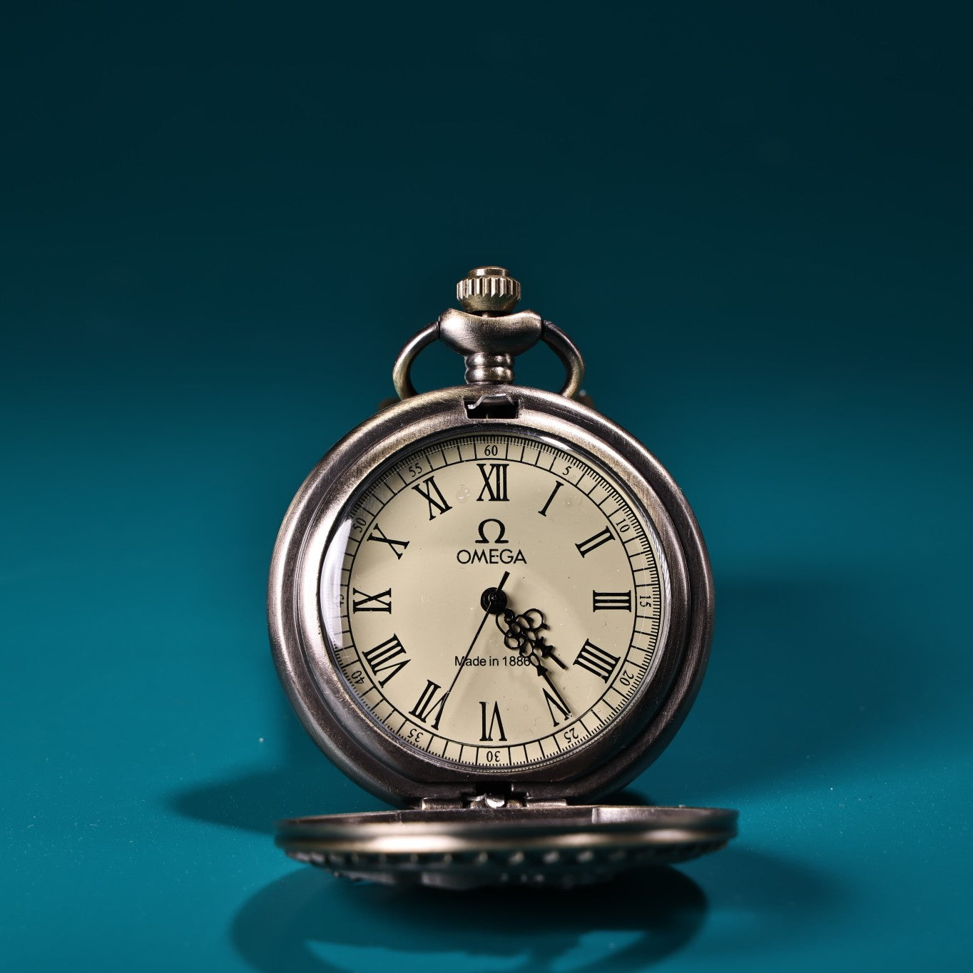 A1908 Vintage Copper Mechanical Pocket Watch