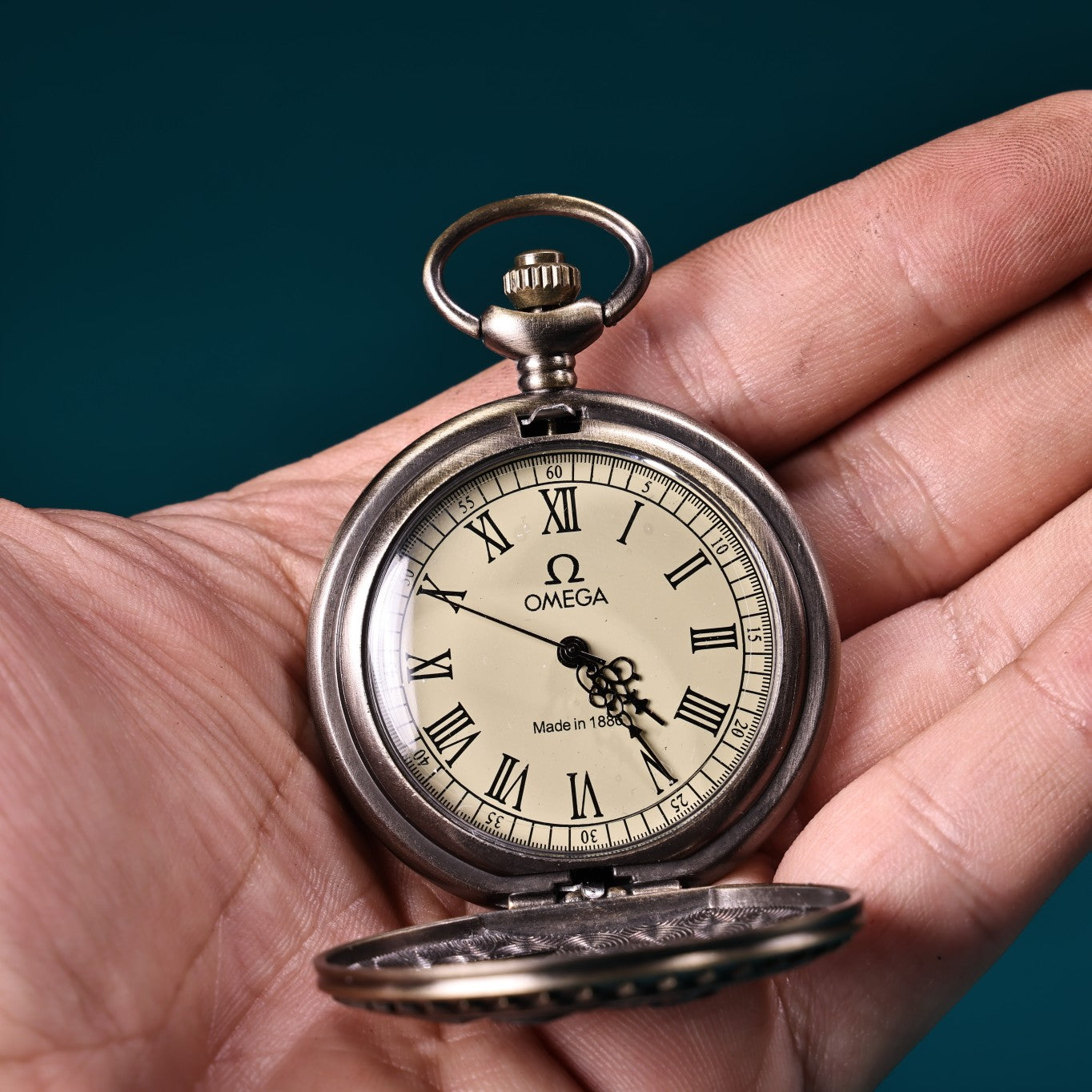 A1908 Vintage Copper Mechanical Pocket Watch