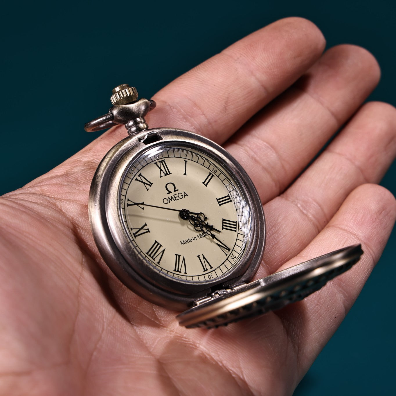 A1908 Vintage Copper Mechanical Pocket Watch