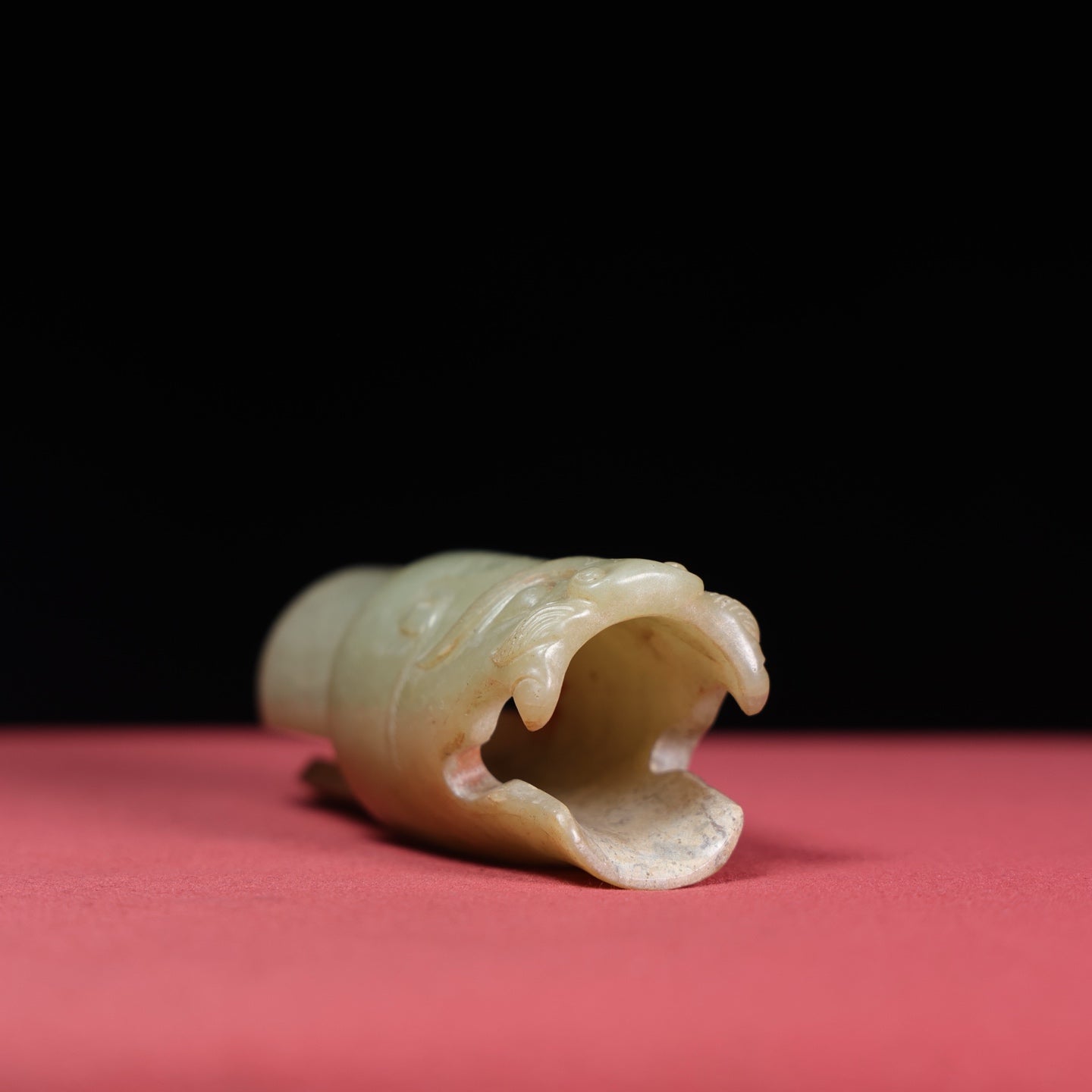 A1936 Vintage Chinese Hetian Jade Beast Head Pendant