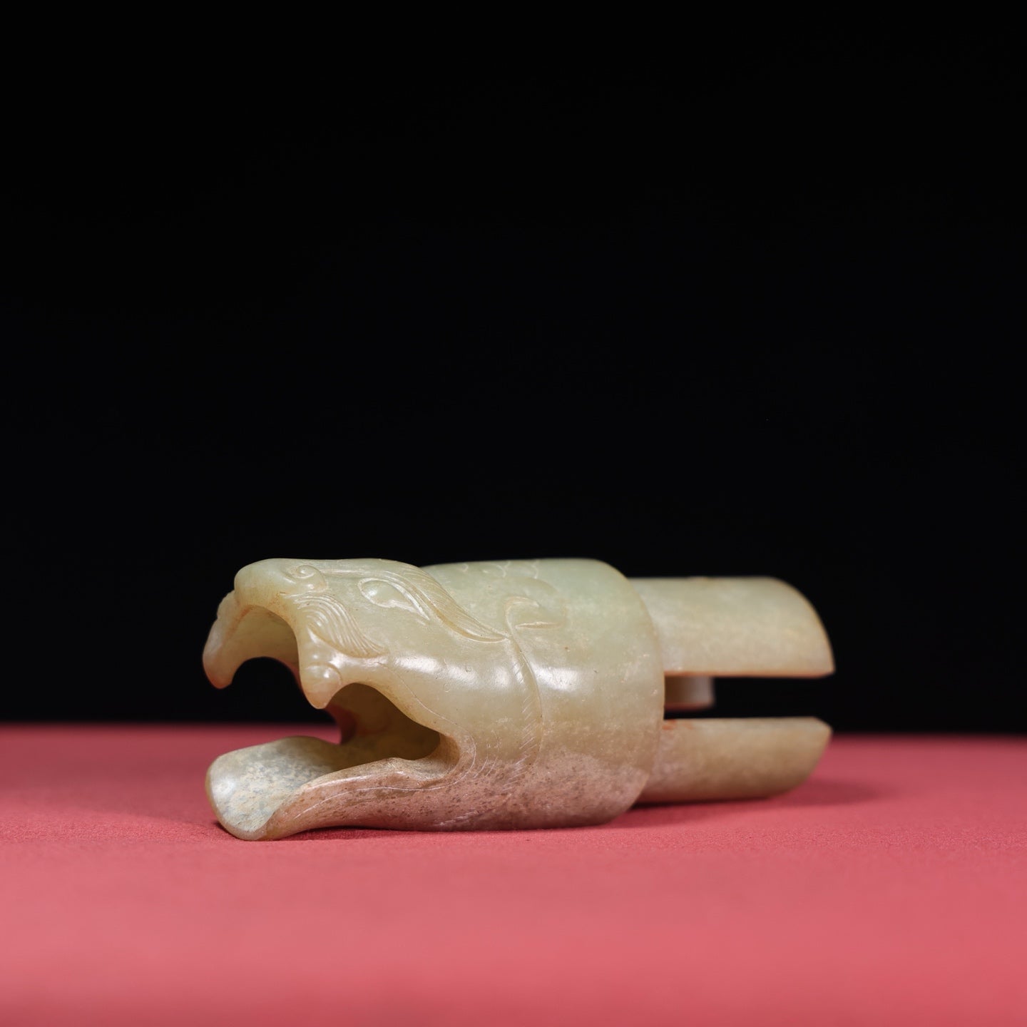 A1936 Vintage Chinese Hetian Jade Beast Head Pendant