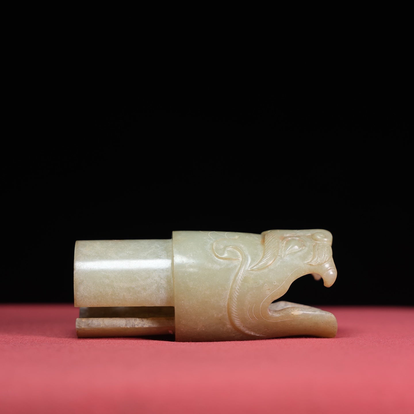 A1936 Vintage Chinese Hetian Jade Beast Head Pendant