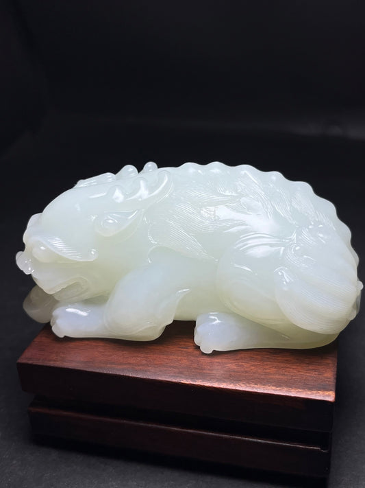 A1947 Superb Chinese White Hetian Jade Carved Fortune Pixiu Statue