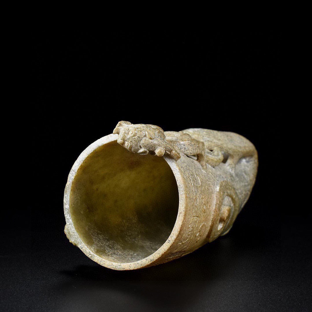 A1950 Vintage Chinese Hetian Jade High Relief Chi Dragon Wine Cup