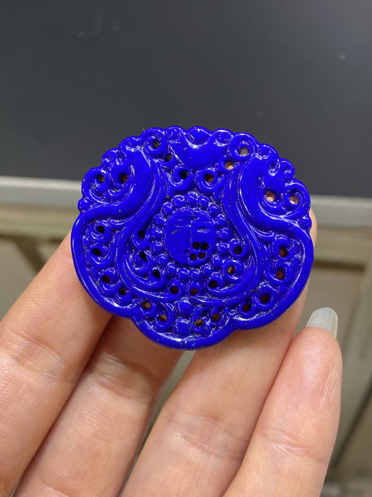 A1952 Beautiful Lapis Lazuli Carved Ruyi Pendant