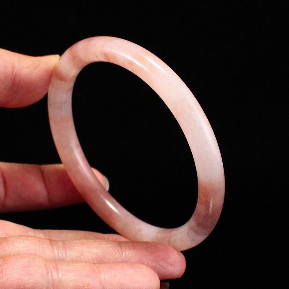 A1966 Inside Diameter 61.5 MM Natural Quartzite Pink Taohuayu Bracelet