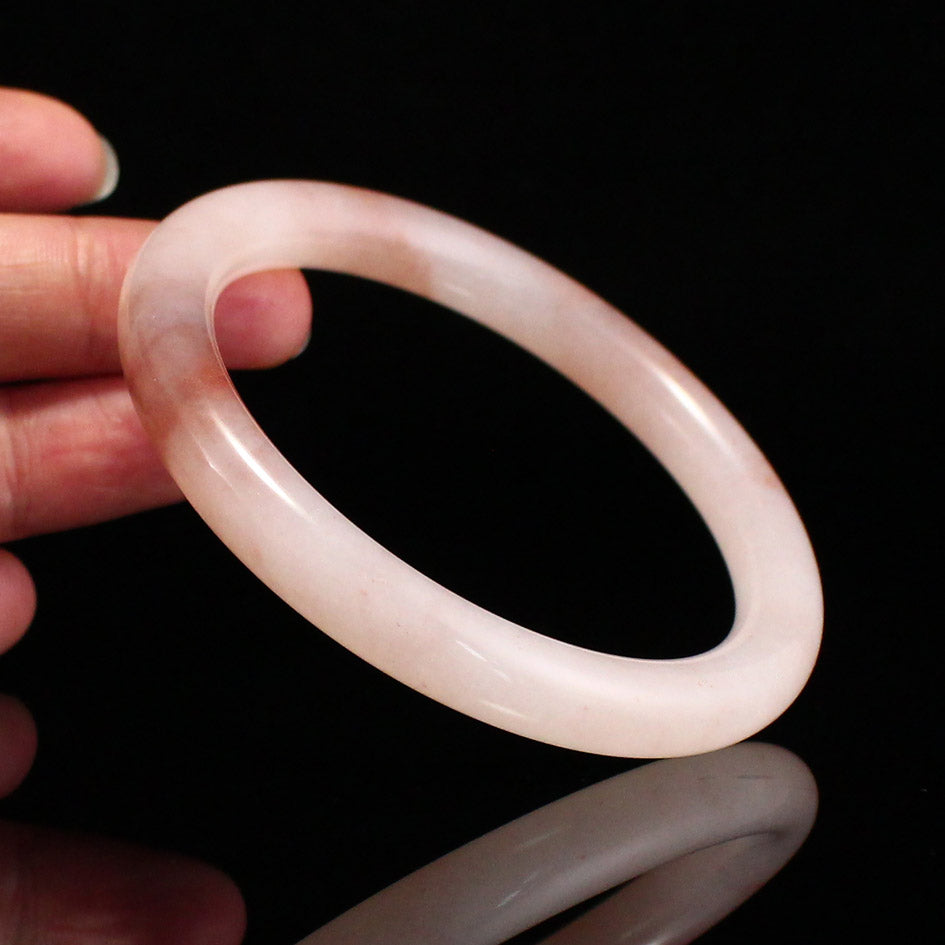 A1968 Inside Diameter 57 MM Natural Quartzite Pink Taohuayu Bracelet