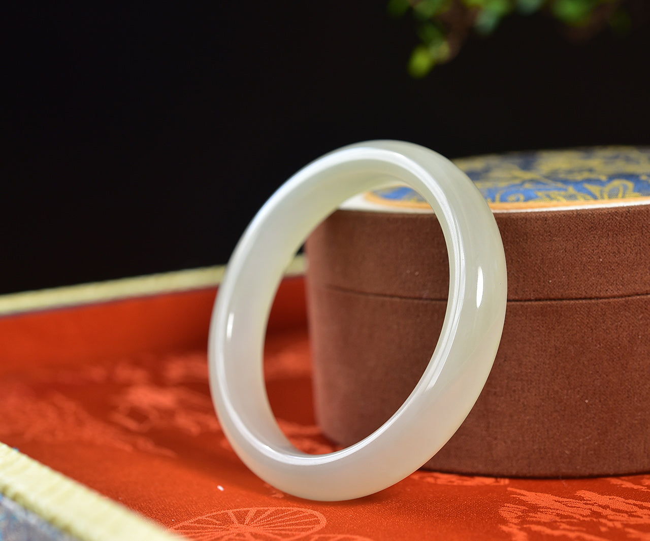 A1984 Inside Diameter 56.2 MM Superb Chinese Lake Green Hetian Jade Bracelet