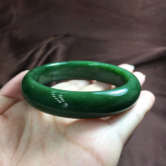 A1997 Inside Diameter 61.5 MM Exquisite Chinese Green Hetian Jade Bracelet