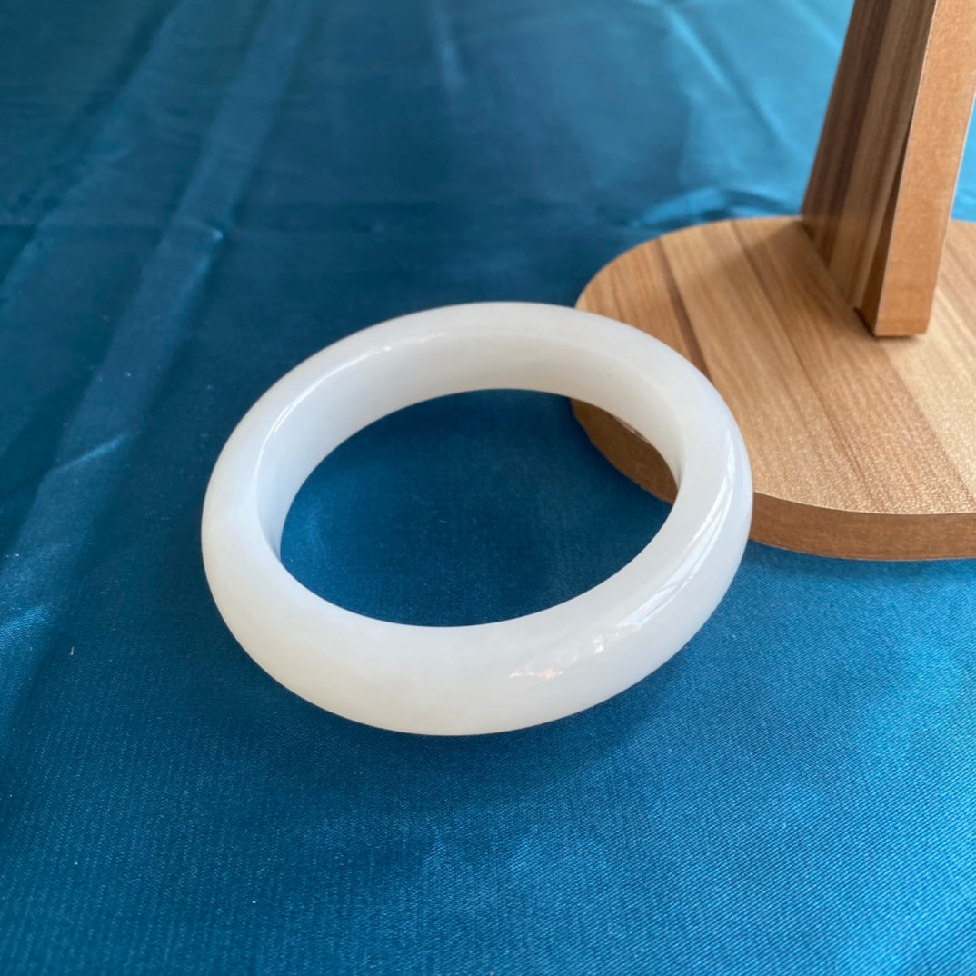 A2001 Inside Diameter 56.5 MM Superb Chinese White Hetian Jade Bracelet