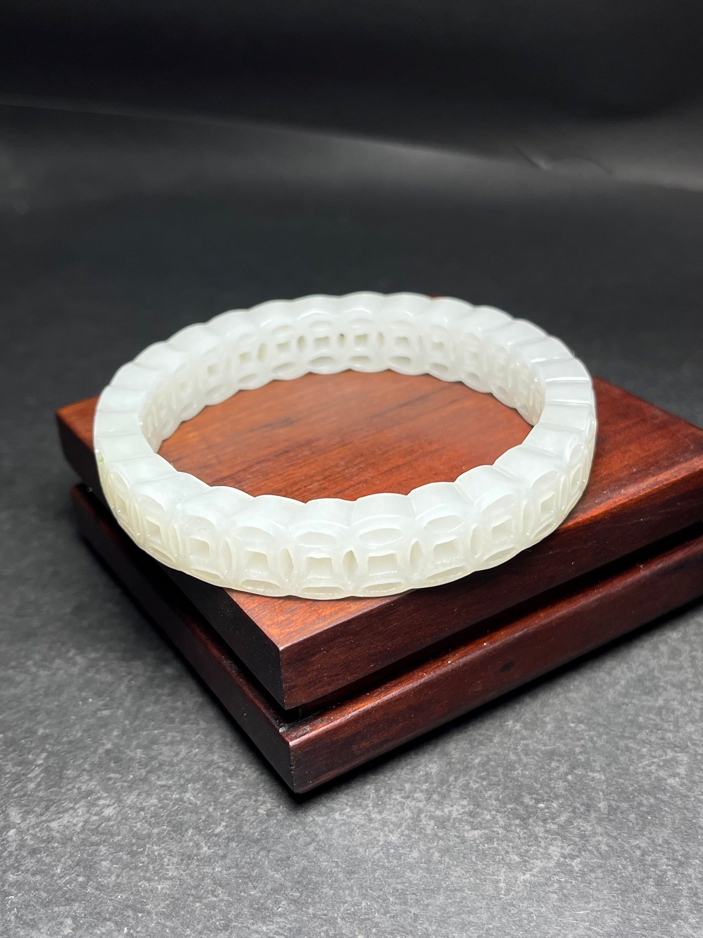 A2015 Inside Diameter 59 MM Openwork Chinese White Hetian Jade Bracelet