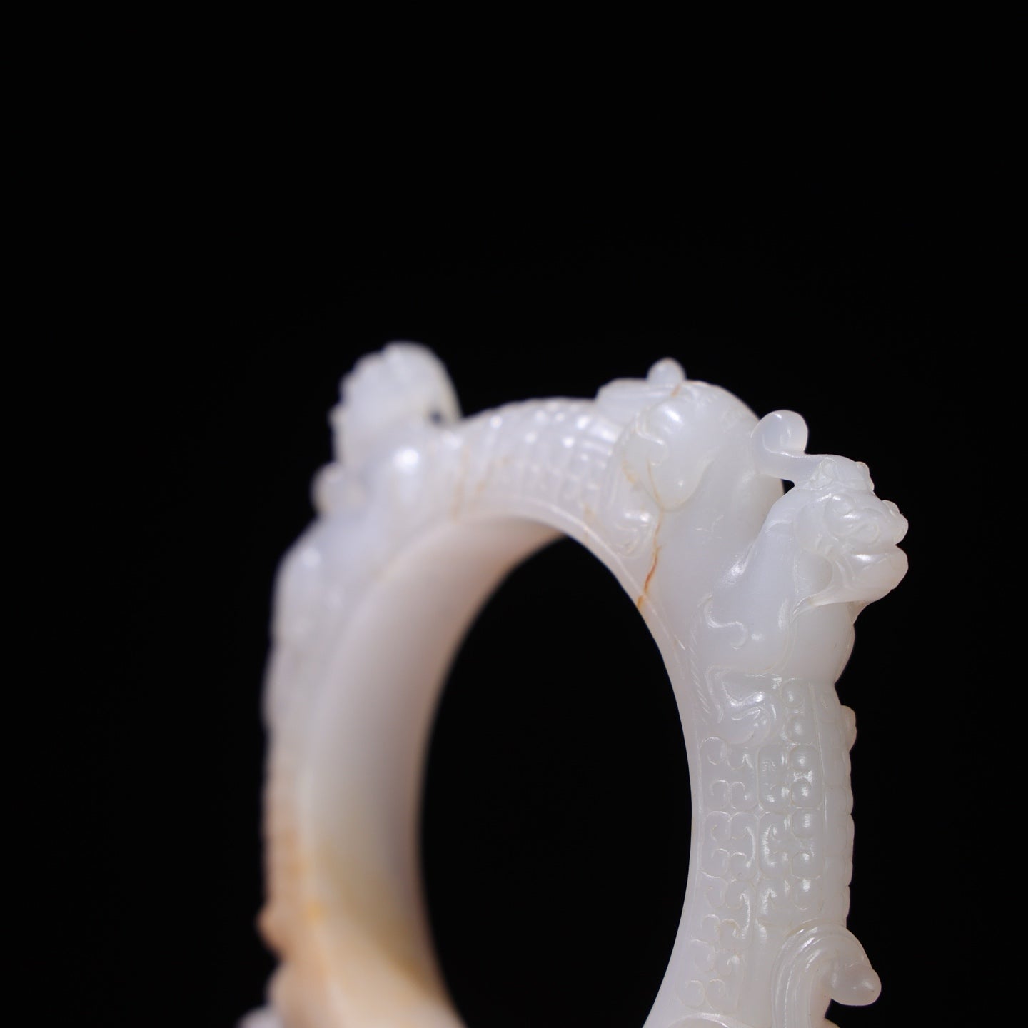 A2016 Superb Chinese Hetian Jade High Relief Fortune Beast Bracelet