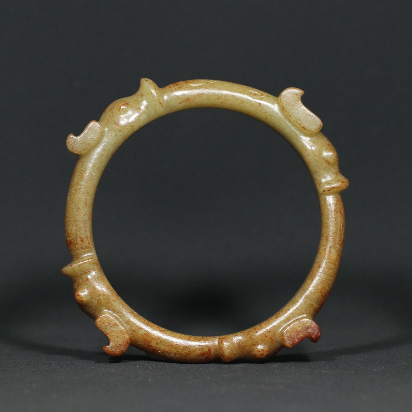 A2017 Inside Diameter 78 MM Vintage Chinese Hetian Jade Carved Dragon Head Arm Bracelet