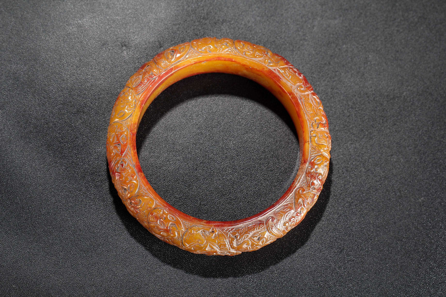 A2019 Inside Diameter 59 MM Vintage Chinese Hetian Jade Bracelet