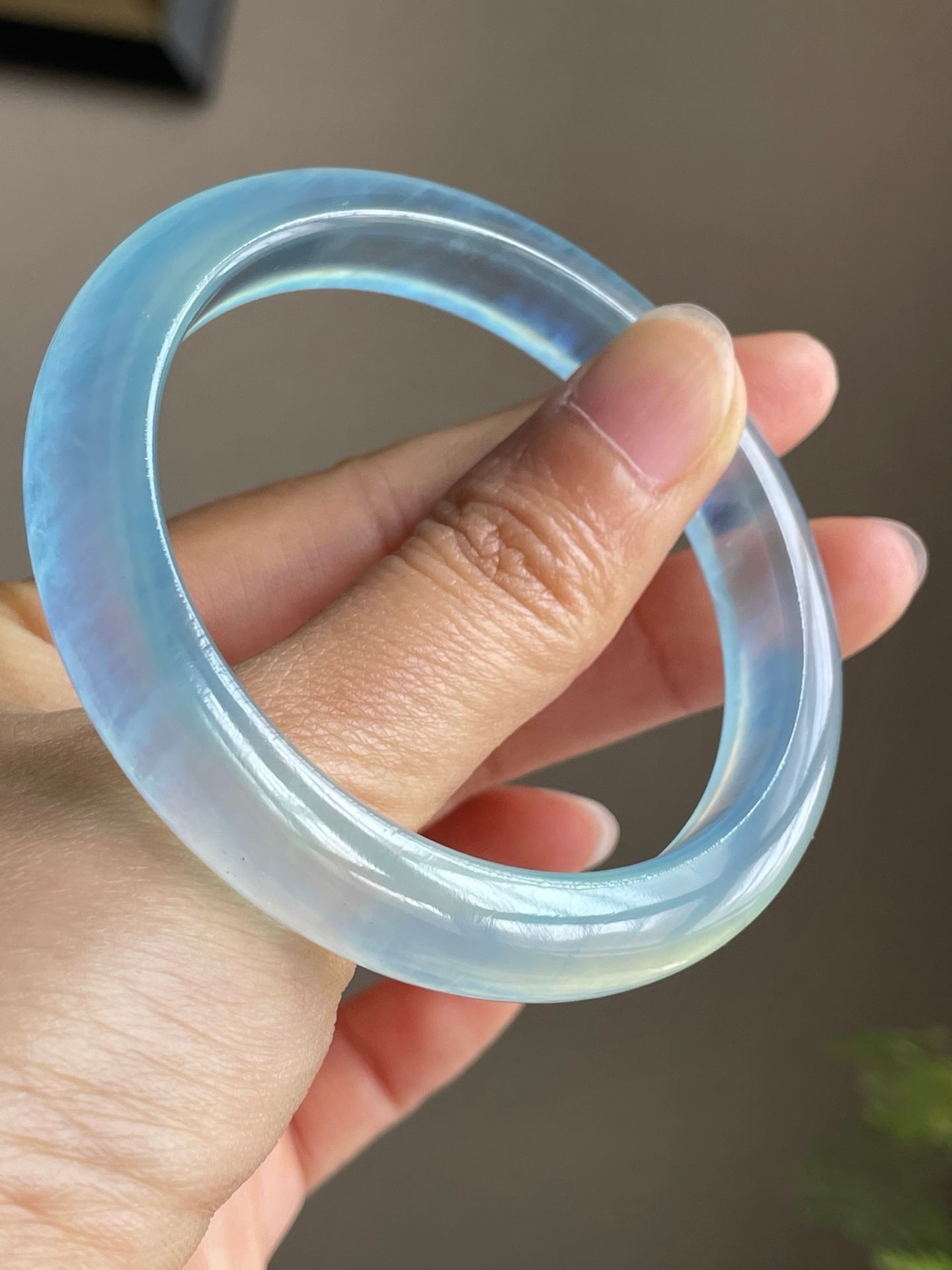 A2039 Inside Diameter 55 MM Beautiful Aquamarine Bracelet