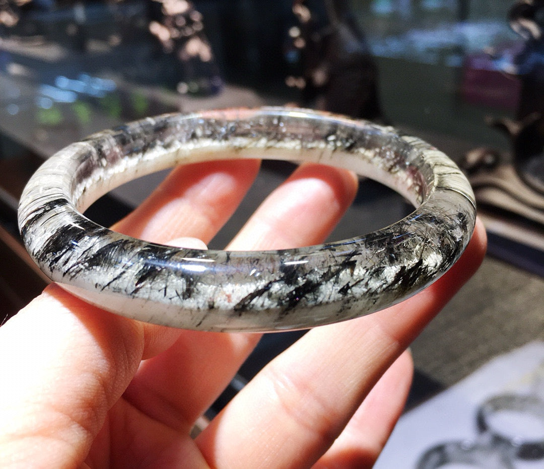 A2071 Inside Diameter 60 MM Beautiful Black Rutilated Quartz Crystal Bracelet
