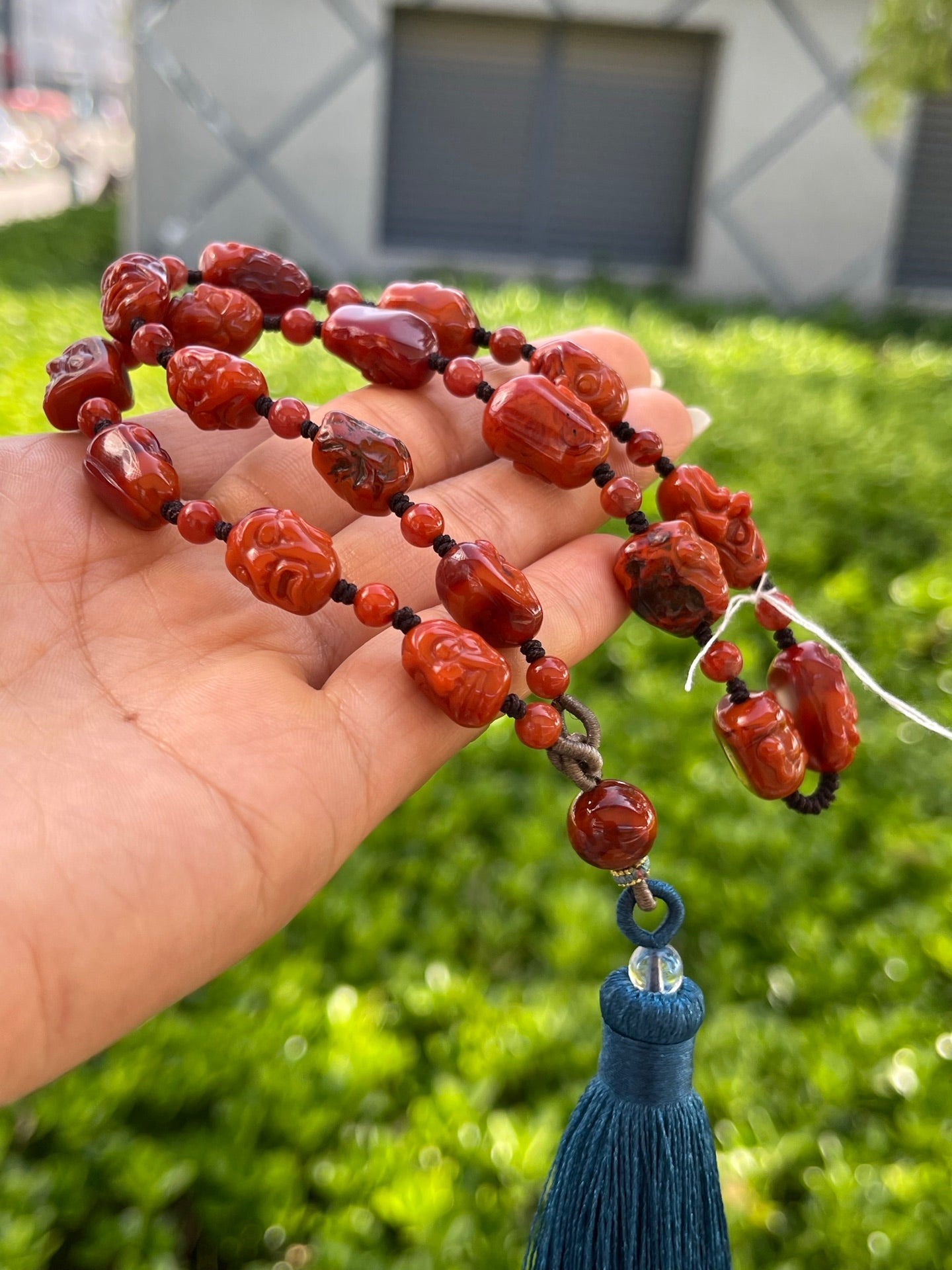A2079 Hand Woven Chinese Nanhong Agate Carved Eighteen Arhat Beads Necklace