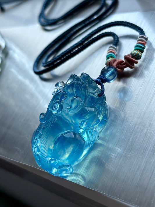 A2086 Beautiful Aquamarine Carved Fortune Pixiu Pendant w Hand Woven Necklace