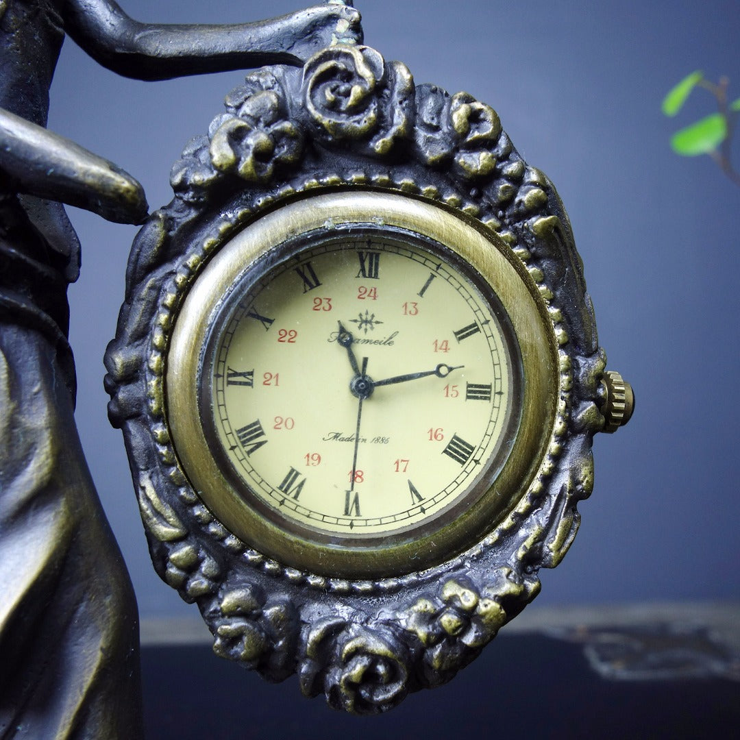 A2091 Vintage Bronze Beautiful Woman Mechanical Clock
