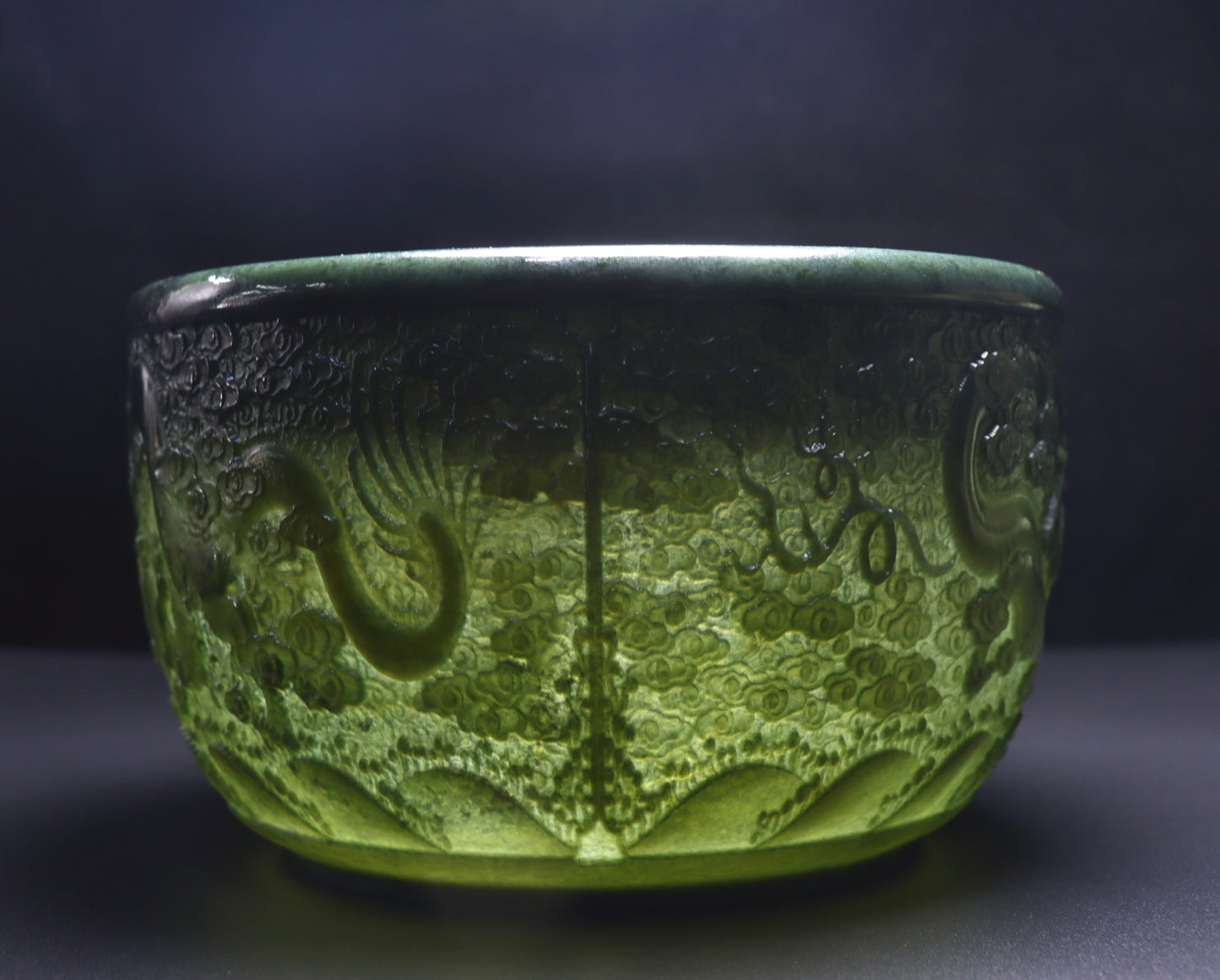 A2092 Exquisite Chinese Green Hetian Jade Low Relief Fortune Dragon Jar