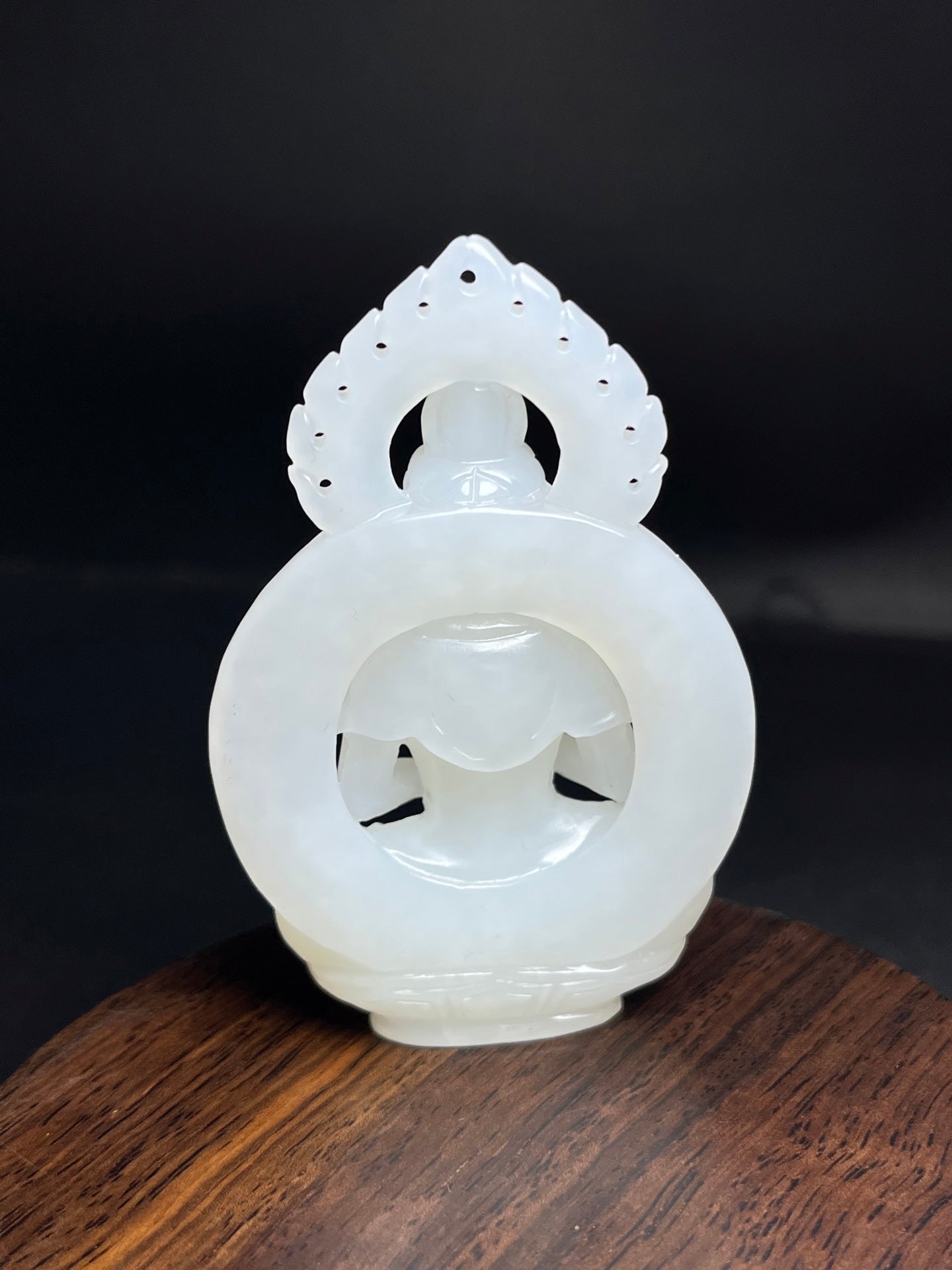 A2098 Openwork Chinese White Hetian Jade Carved Kwan-yin Pendant
