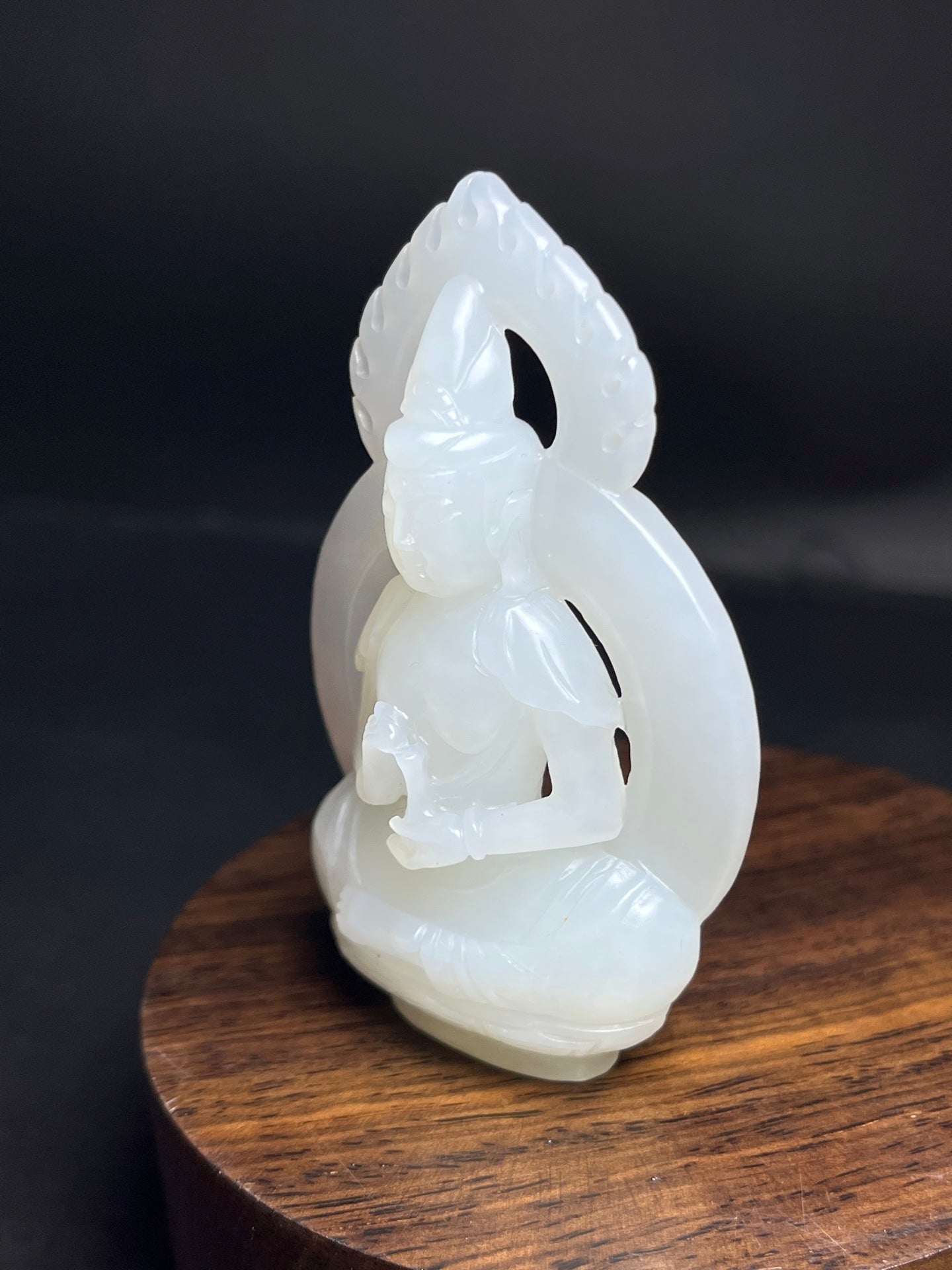 A2098 Openwork Chinese White Hetian Jade Carved Kwan-yin Pendant