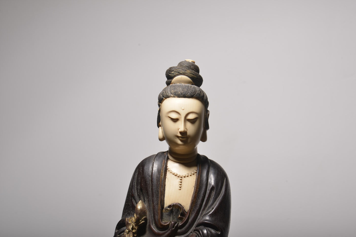 A2121 Chinese Zitan Wood Inlay Shoushan Stone Kwan-yin Statue