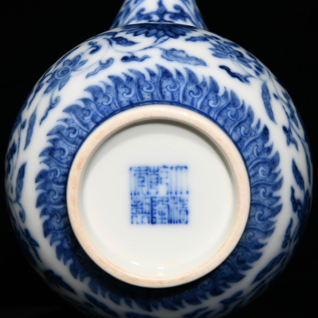 A2147 Chinese Blue And White Porcelain Flowers Design Cup