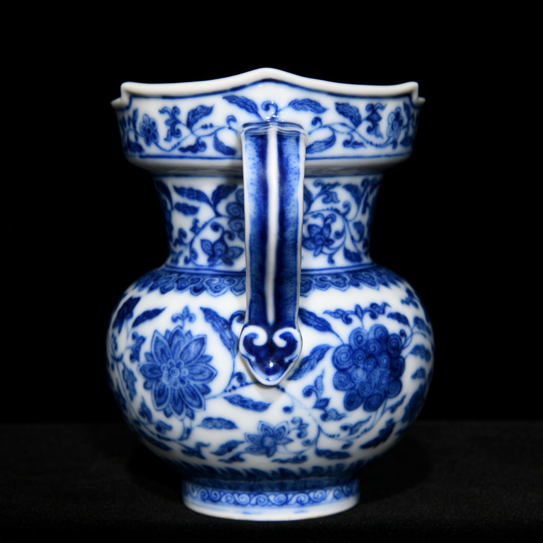 A2147 Chinese Blue And White Porcelain Flowers Design Cup
