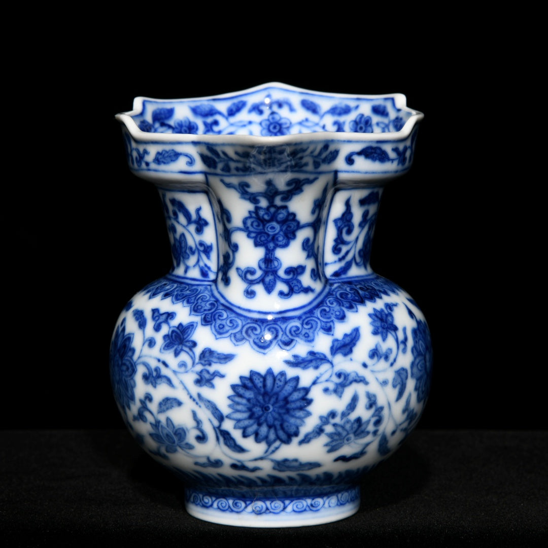A2147 Chinese Blue And White Porcelain Flowers Design Cup