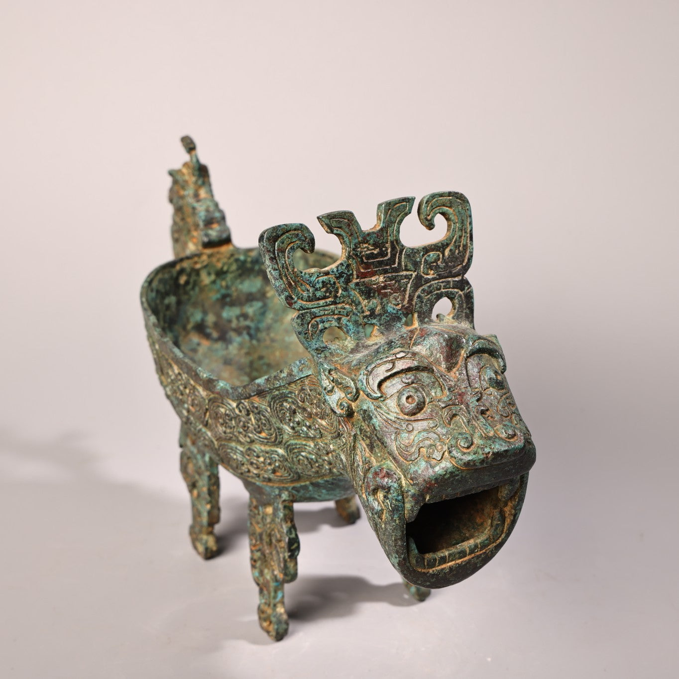 A2157 Vintage Chinese Bronze Fortune Beast Wine Cup