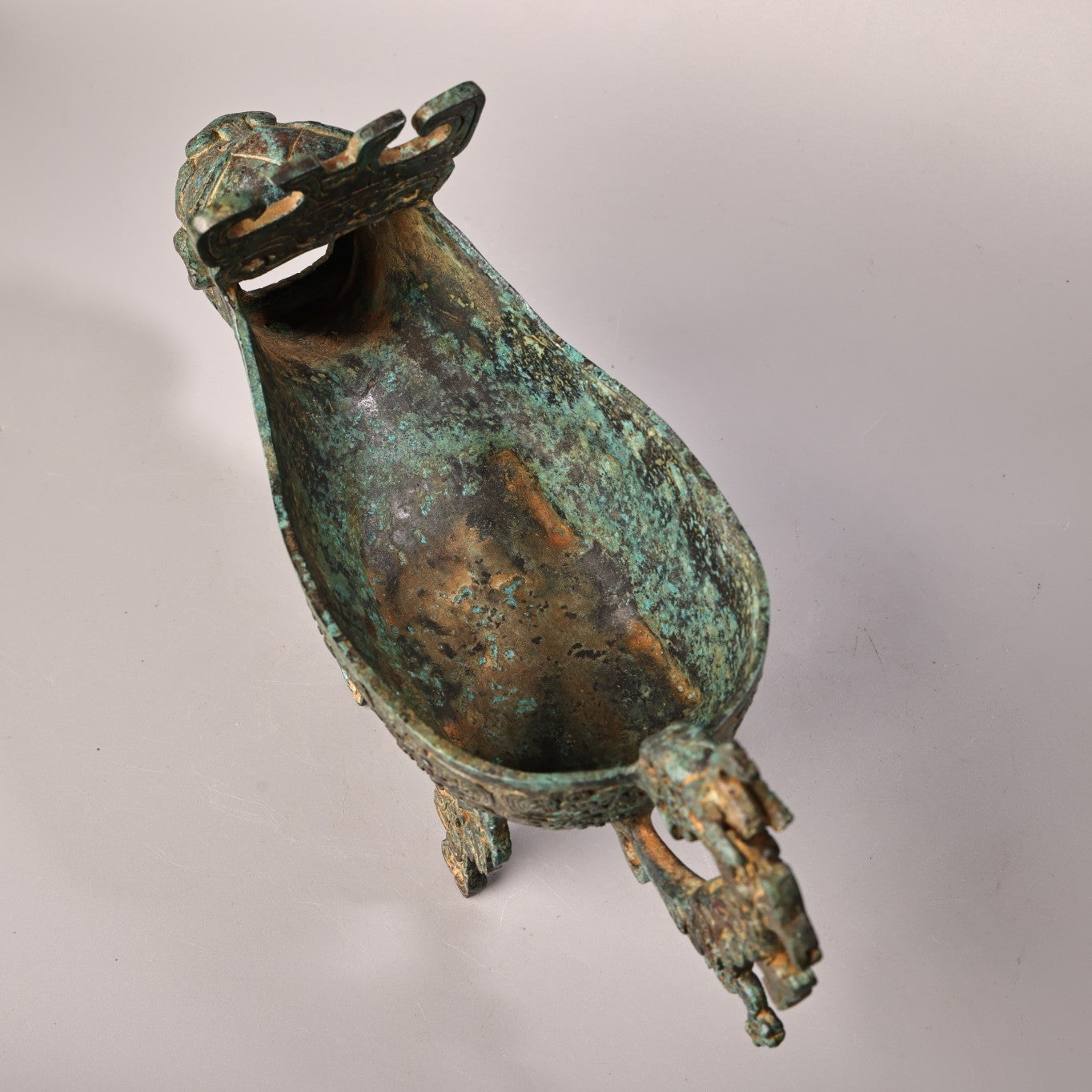 A2157 Vintage Chinese Bronze Fortune Beast Wine Cup