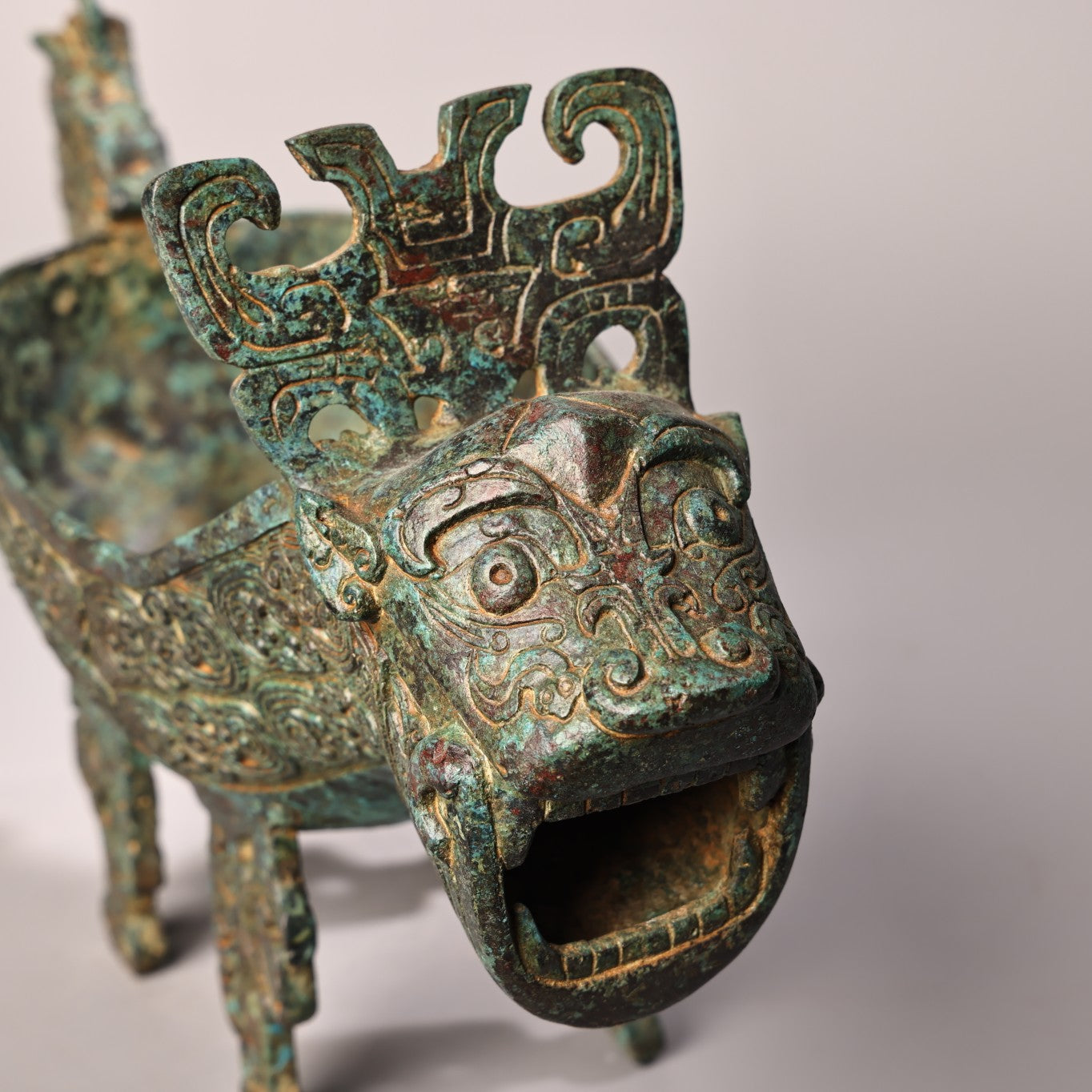 A2157 Vintage Chinese Bronze Fortune Beast Wine Cup