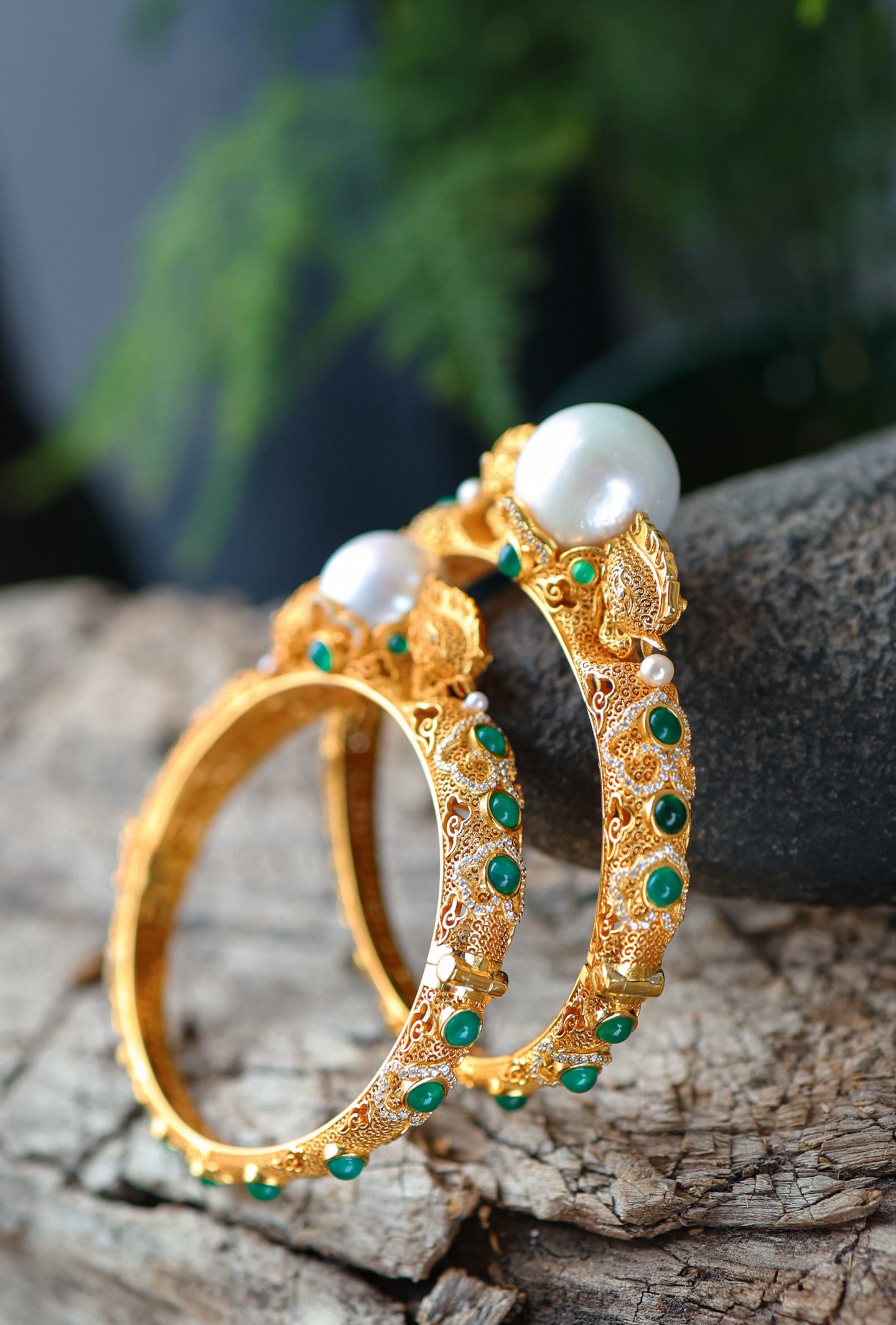 A2170 Beautiful Silver Plated Gilt Gold Inlay Pearl Bracelet