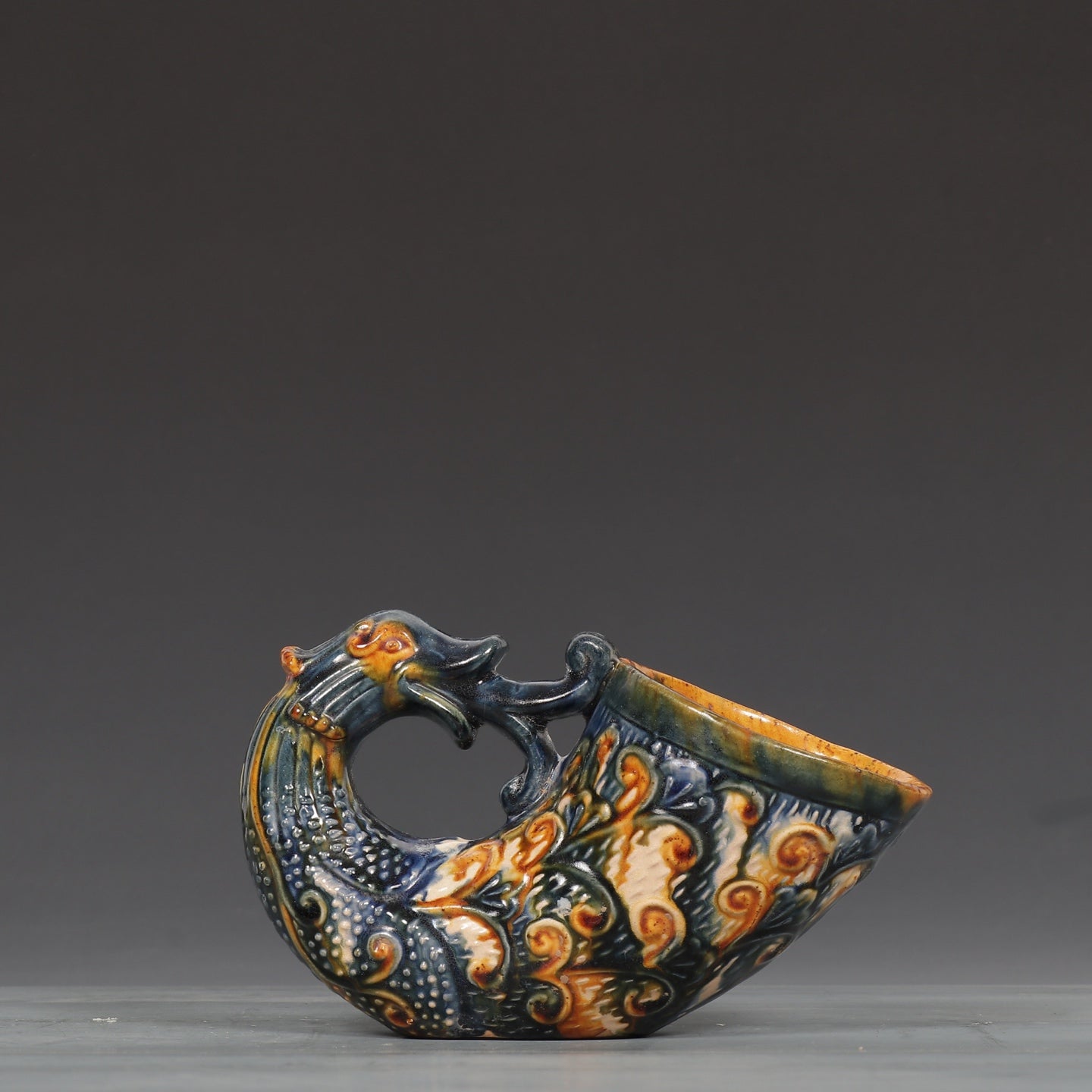 A2196 Vintage Chinese Tang San Cai Porcelain Peacock Cup