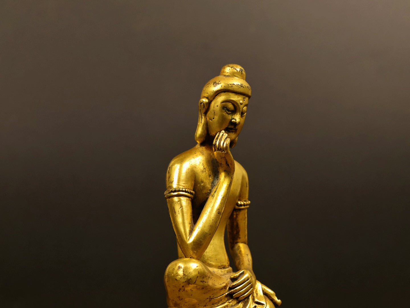 A2240 Vintage Chinese Gilt Gold Copper Figure Statue
