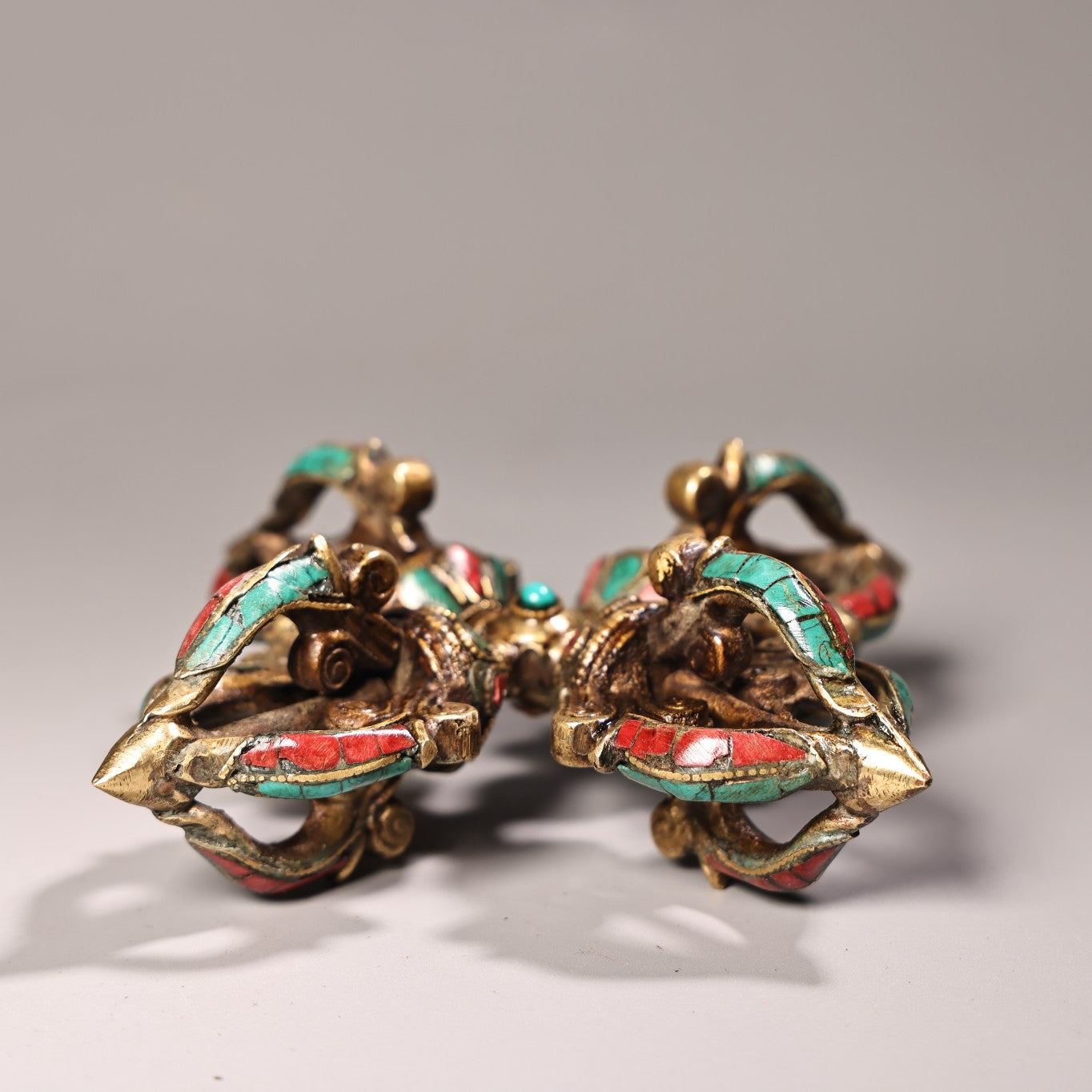 A2260 Tibetan Buddhism Gilt Gold Copper Inlay Turquoise & Gems Pestle Xiangmo Statue