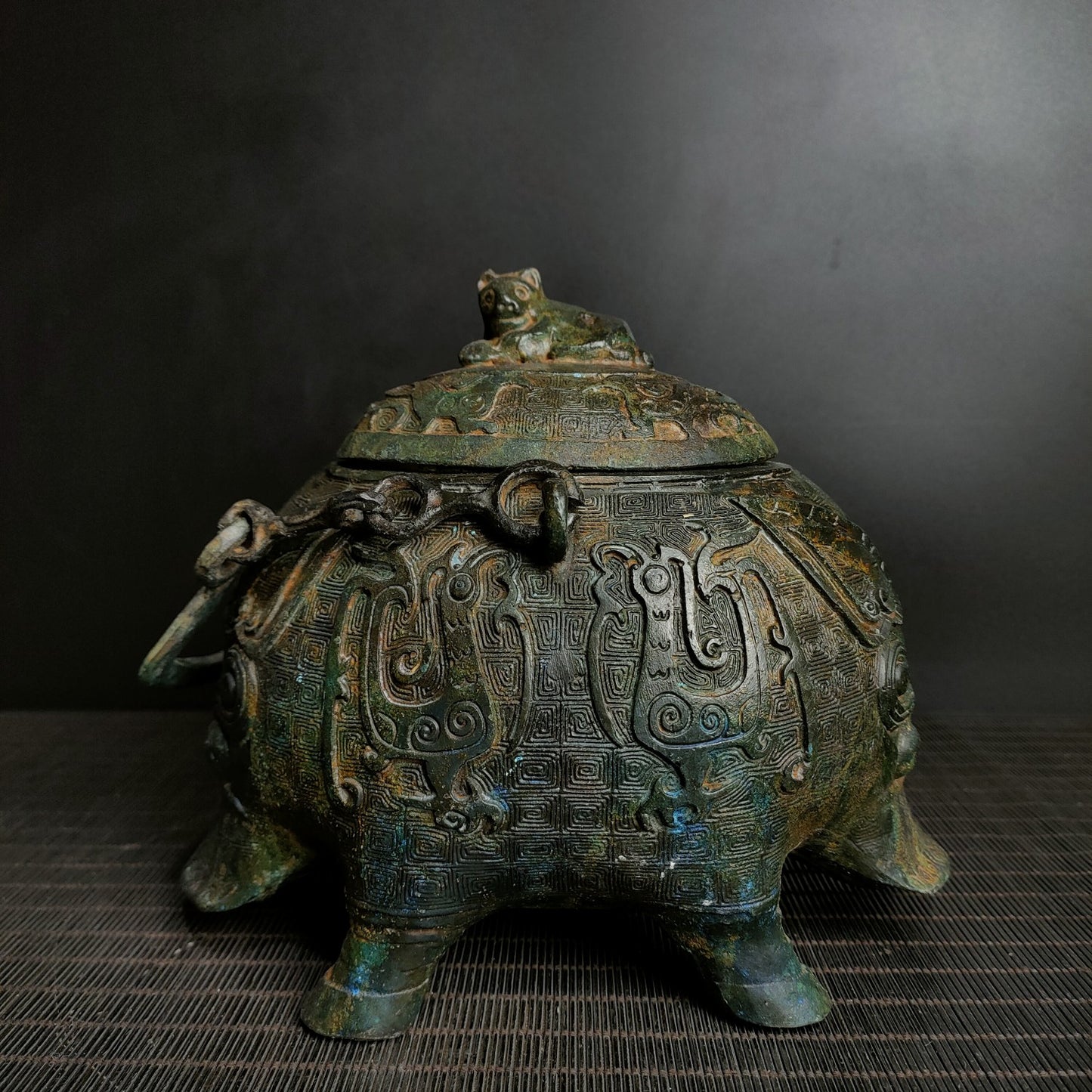 A2277 Vintage Chinese Bronze Divine Beast Handle Pot