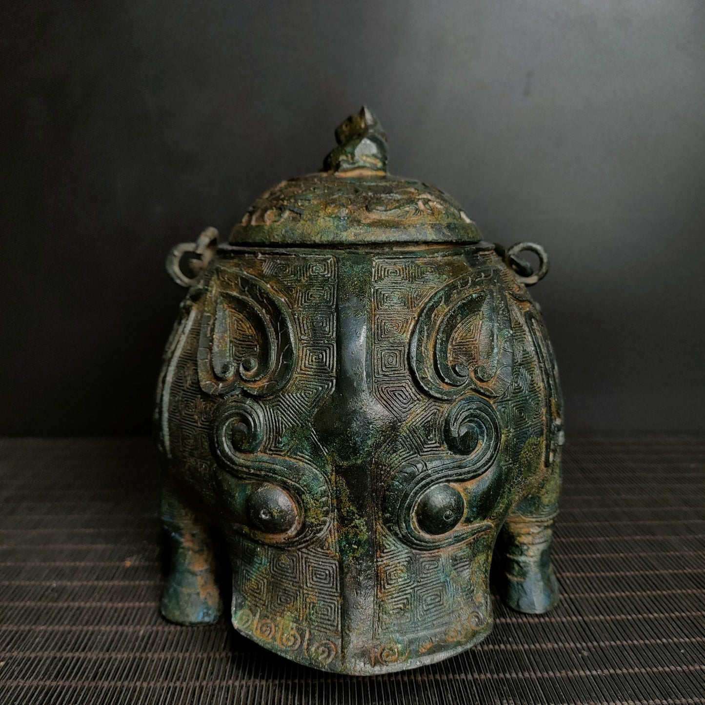 A2277 Vintage Chinese Bronze Divine Beast Handle Pot
