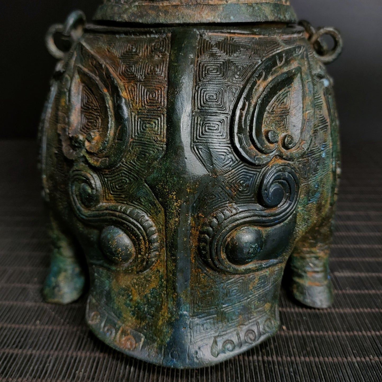 A2277 Vintage Chinese Bronze Divine Beast Handle Pot