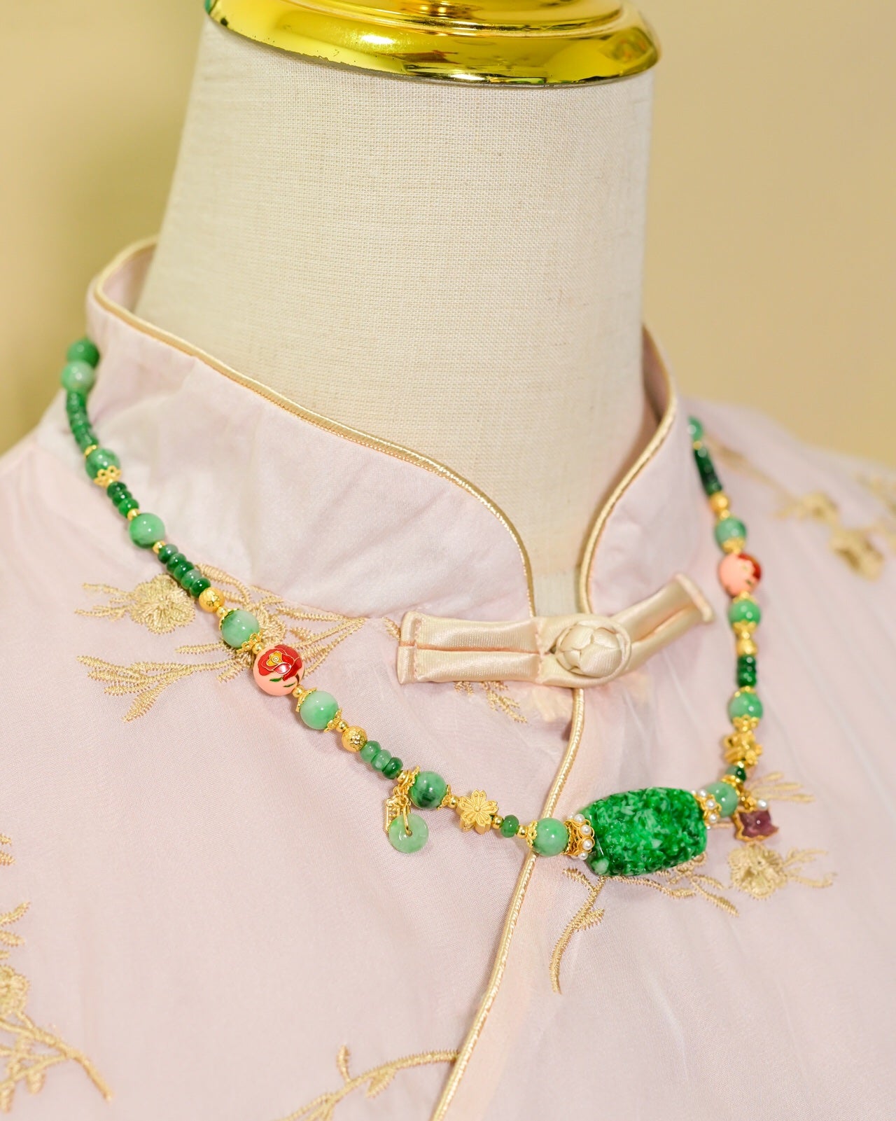 A2279 Exquisite Jadeite Beads Pendant/Necklace