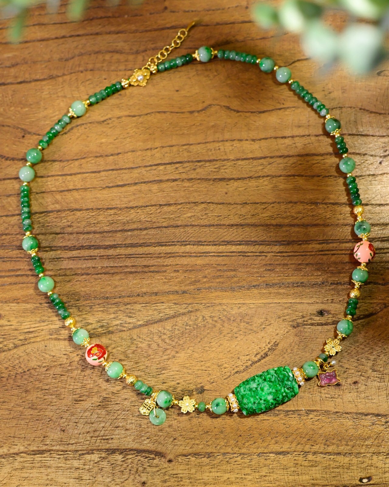 A2279 Exquisite Jadeite Beads Pendant/Necklace