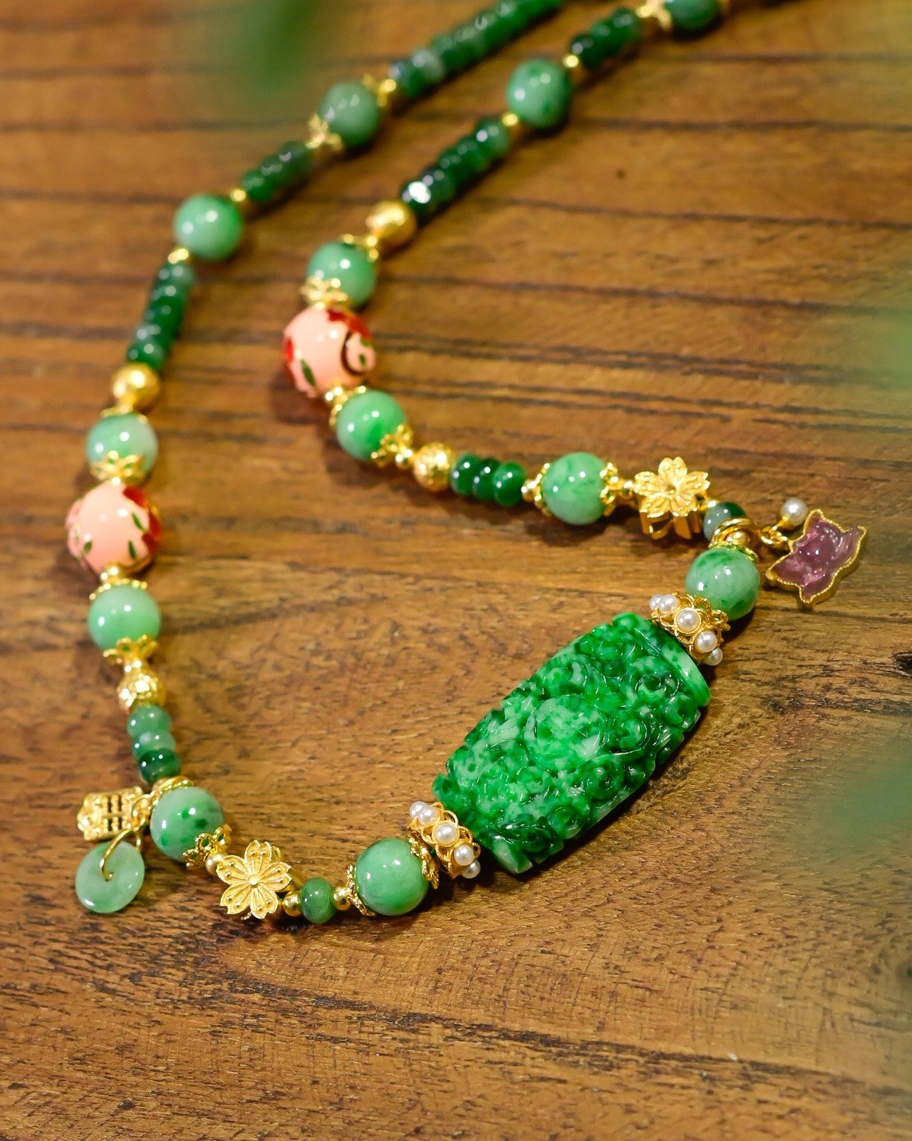 A2279 Exquisite Jadeite Beads Pendant/Necklace