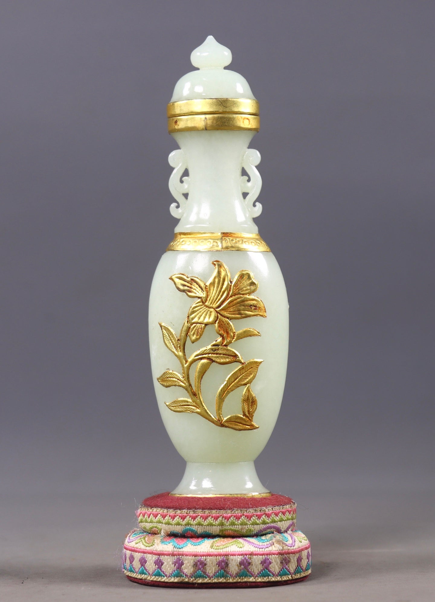 A2280 Superb Chinese Inlaying Copper Edge Hetian Jade Vase