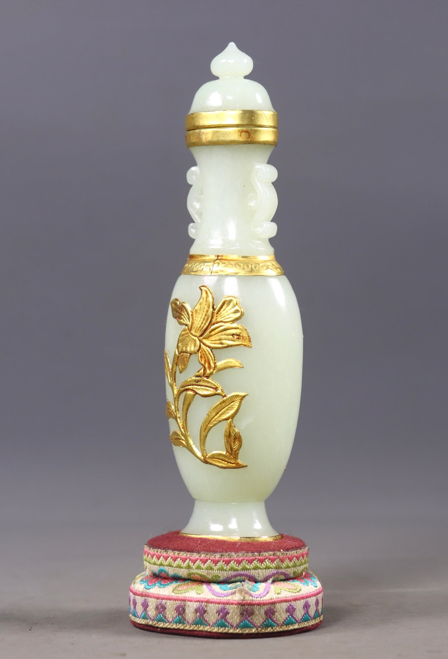 A2280 Superb Chinese Inlaying Copper Edge Hetian Jade Vase