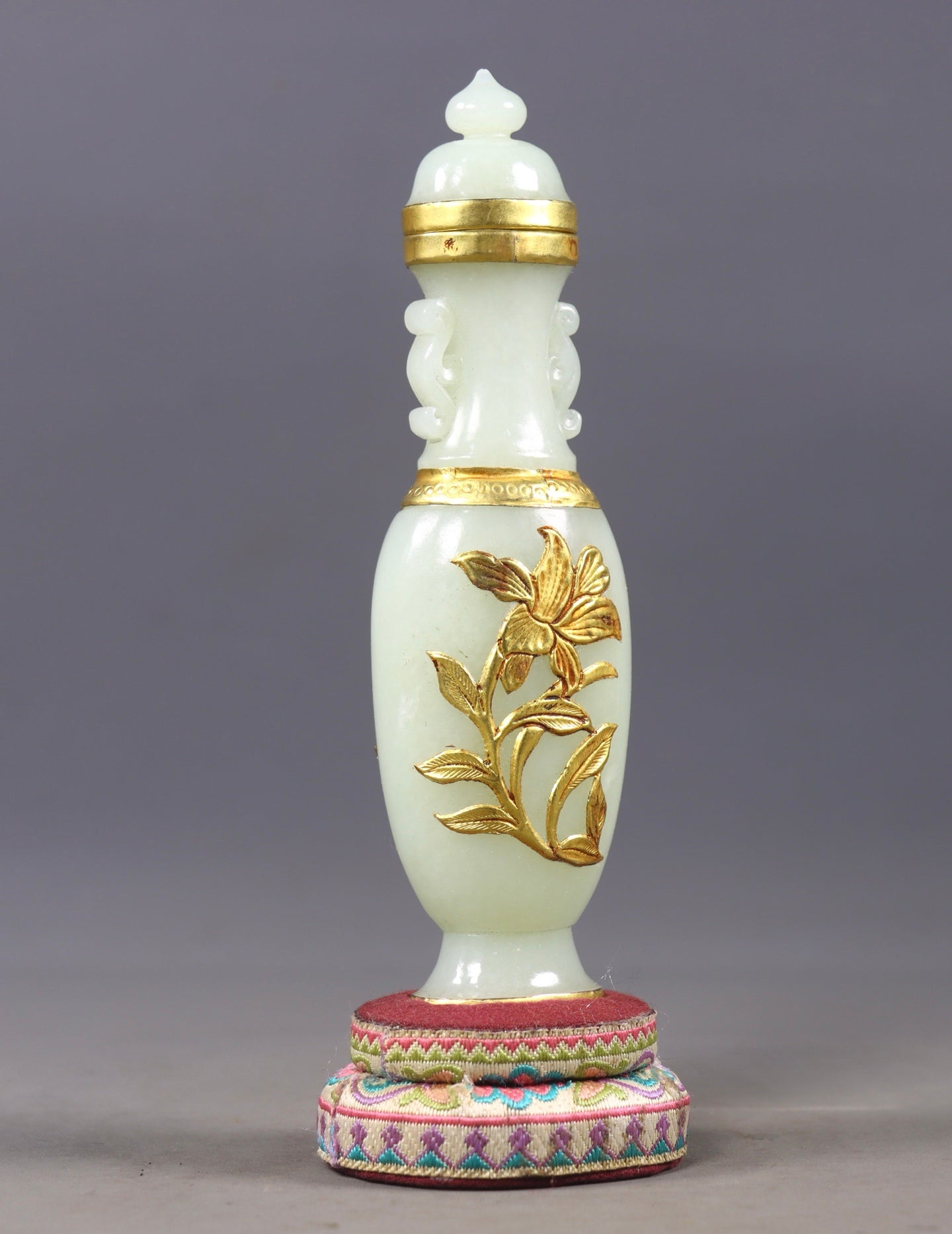 A2280 Superb Chinese Inlaying Copper Edge Hetian Jade Vase