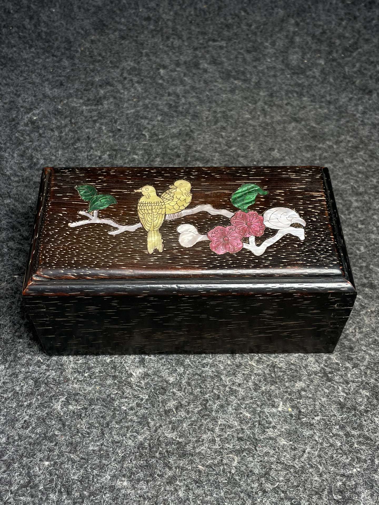 A2309 Chinese Zitan Wood Beads Bracelet w Huali Wood Inlay Shell Box