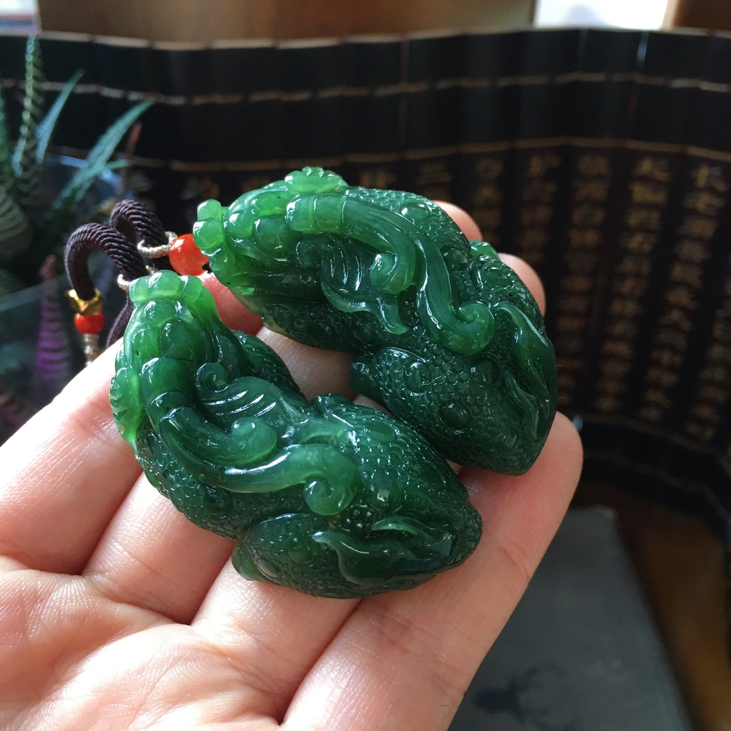 A2317 A Pair Superb Chinese Green Hetian Jade Carved Fortune Pixiu Pendant