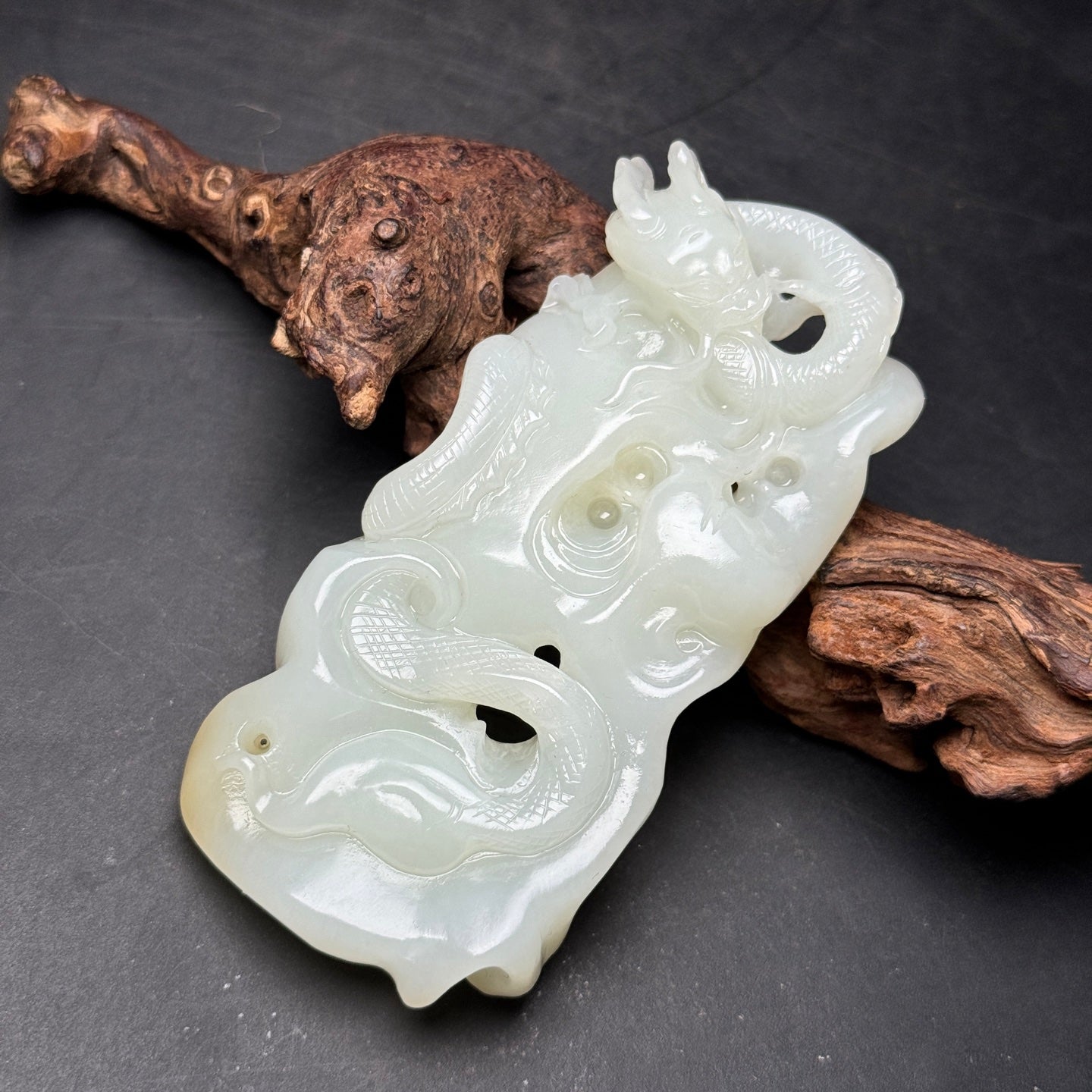 A2337 Superb Chinese Hetian Jade Carved Fortune Dragon Pendant