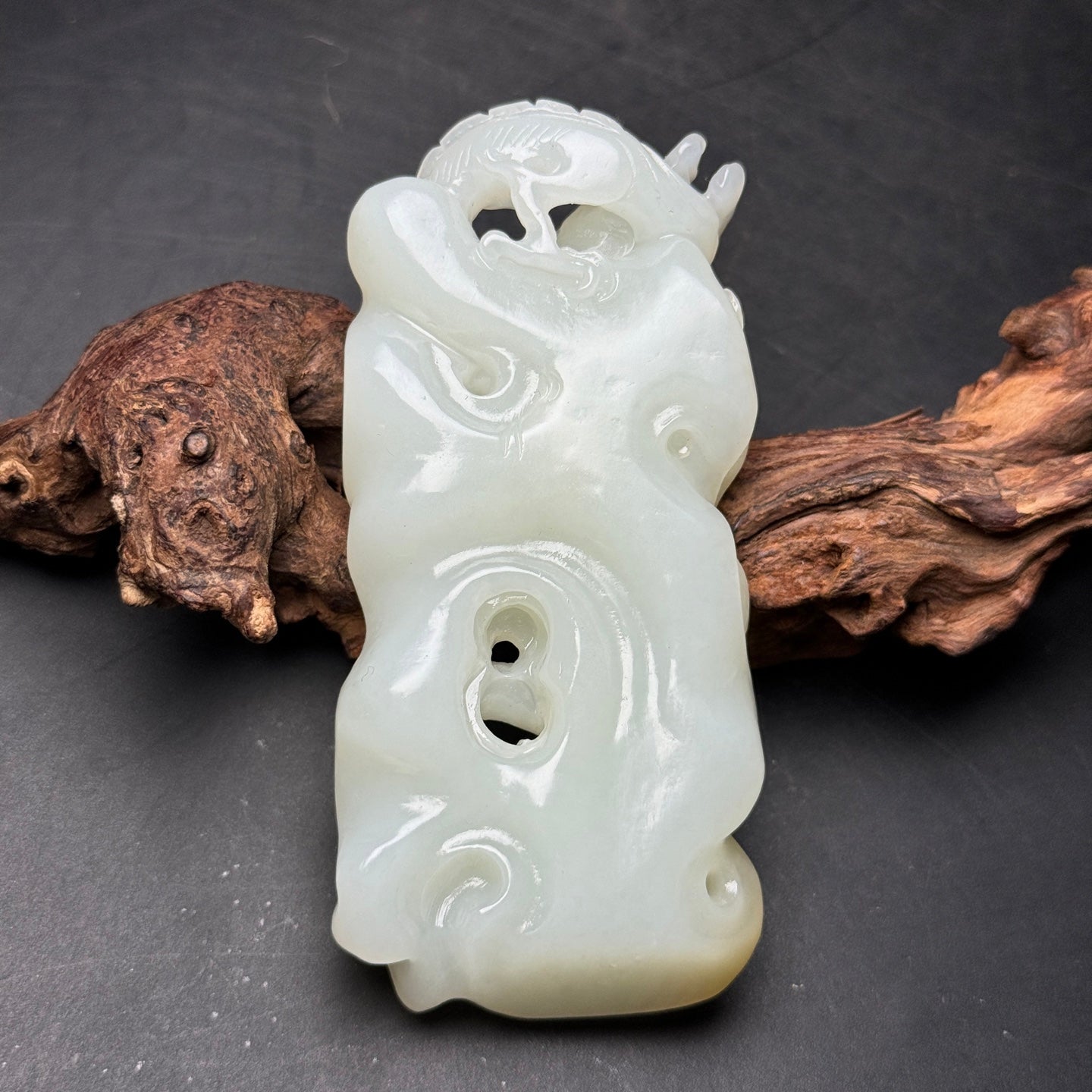 A2337 Superb Chinese Hetian Jade Carved Fortune Dragon Pendant
